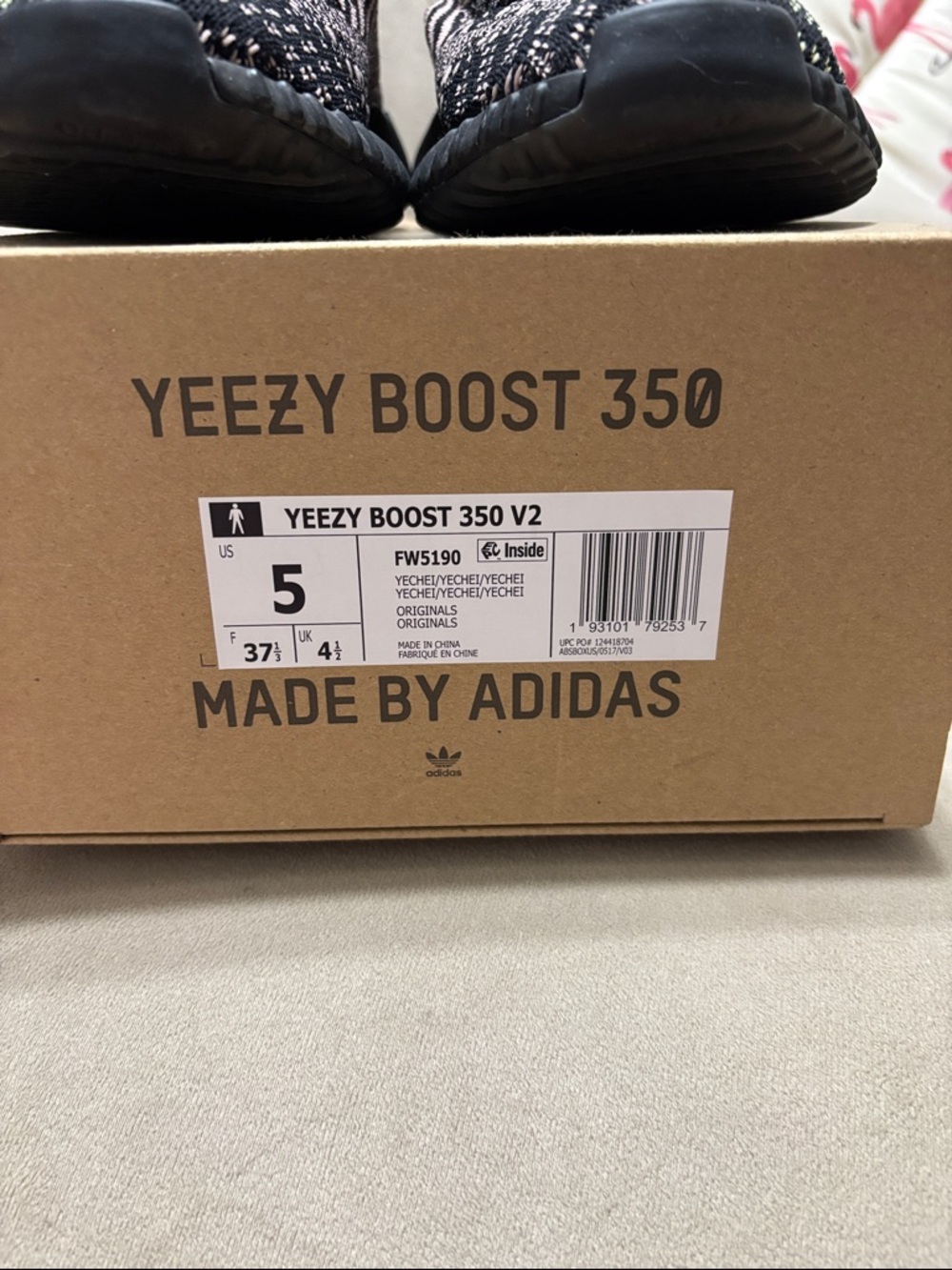 Yeezy Boost 350 V2 Black Multicolor Knit Running Shoes. reflective - Picture 3 of 13